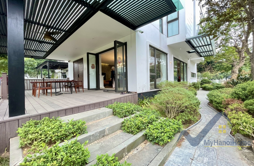 Cần cho thuê biệt thự đơn lập Vinhomes Riverside đầy đủ nội thất 6