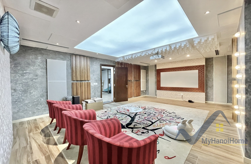 Cần cho thuê biệt thự đơn lập Vinhomes Riverside đầy đủ nội thất 8