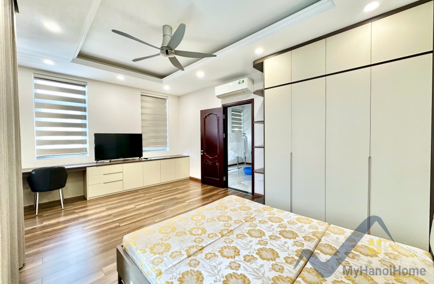 Cần cho thuê biệt thự song lập Harmony Long Biên, có thang máy 4PN 15