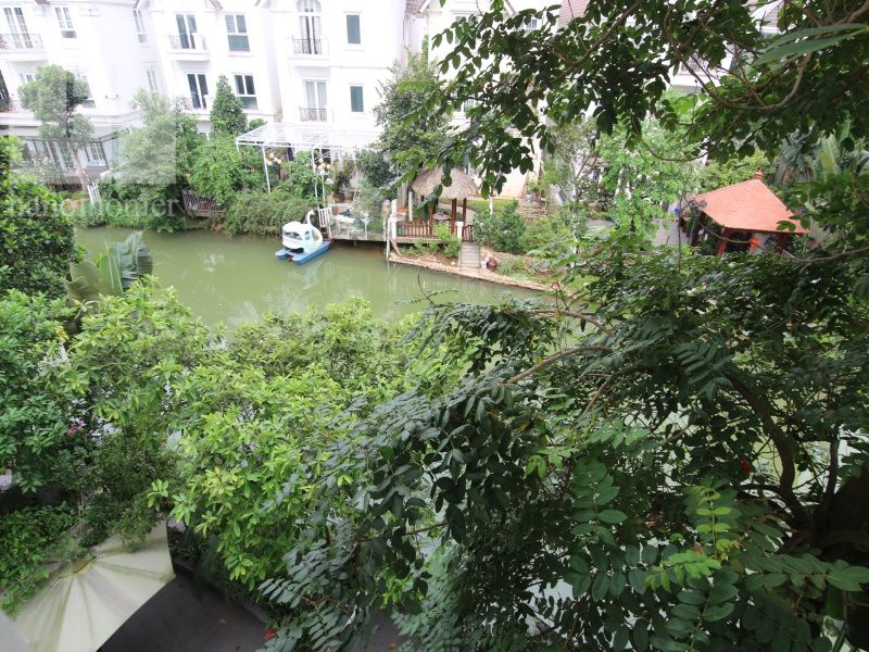 Cần cho thuê biệt thự Vinhome Riverside gần Almaz đủ đồ 14