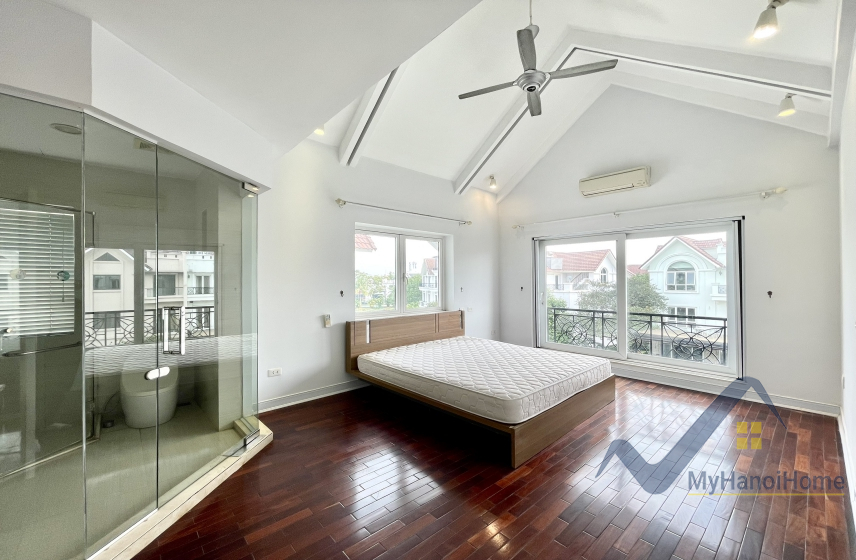 Cần cho thuê biệt thự Vinhomes Riverside song lập ngay gần BIS 12