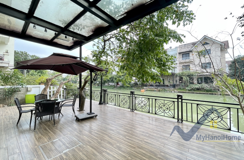 Cần cho thuê biệt thự Vinhomes Riverside song lập ngay gần BIS 5