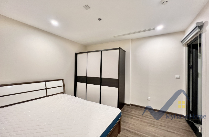 Căn hộ 2PN 2WC chung cư Vinhomes Symphony Long Bien cho thuê 10