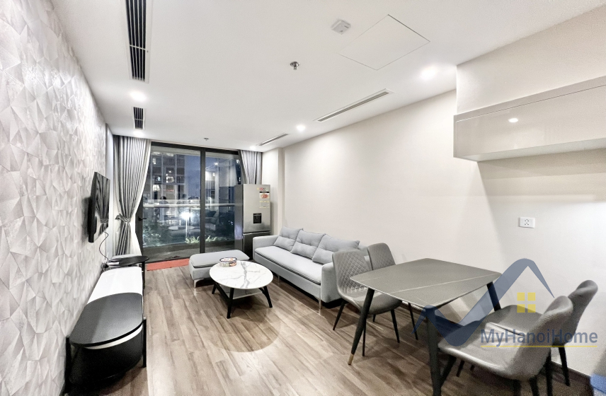 Căn hộ 2PN 2WC chung cư Vinhomes Symphony Long Bien cho thuê 3