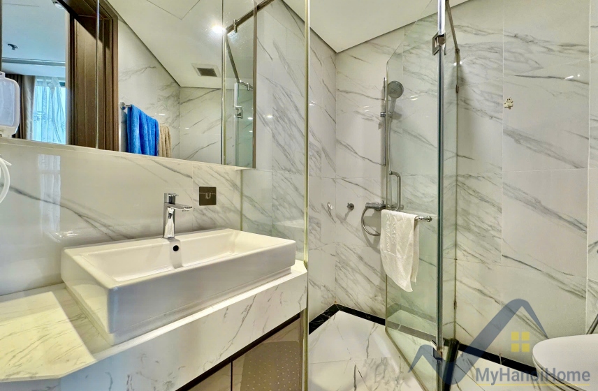 Căn hộ 3PN đủ đồ cho thuê tại CC Vinhomes Symphony 13