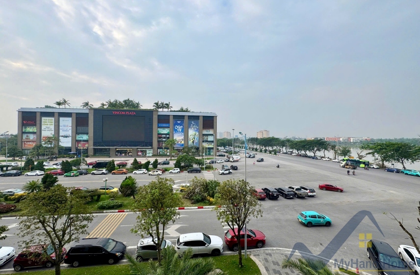 Căn hộ 3PN đủ đồ cho thuê tại CC Vinhomes Symphony 5