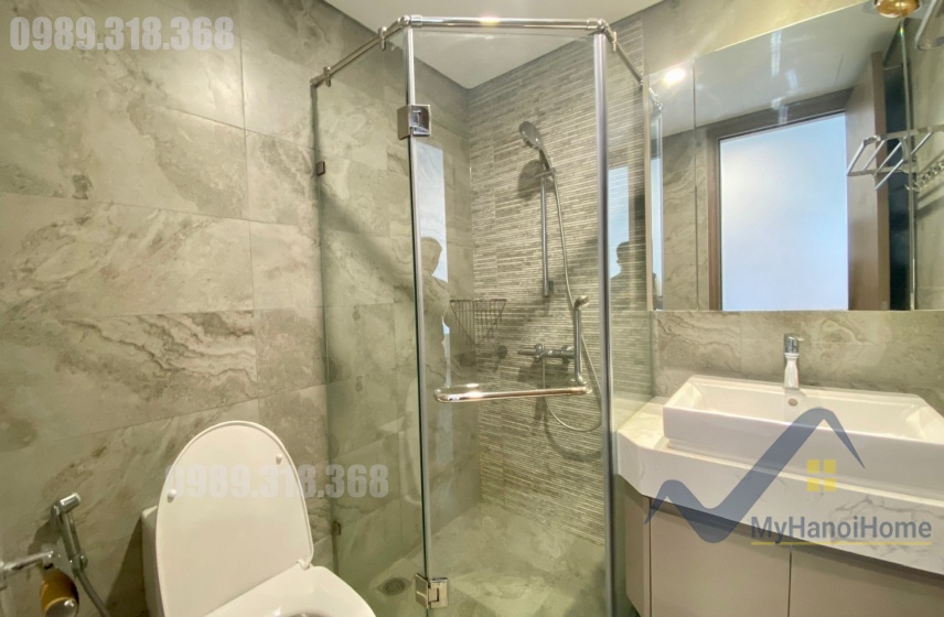 Căn hộ full nội thất Vinhomes Symphony cho thuê 2PN 2WC 10