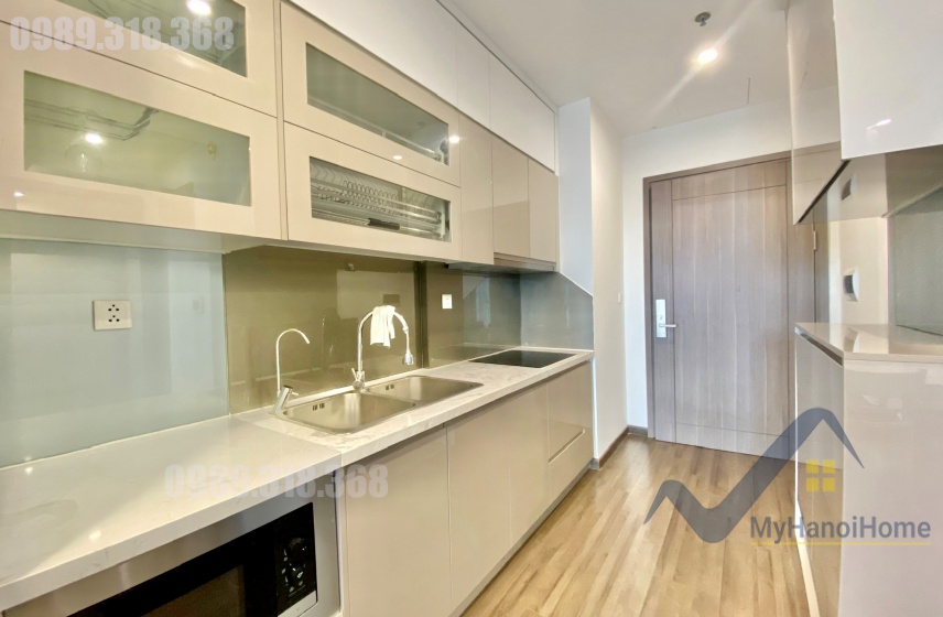 Căn hộ full nội thất Vinhomes Symphony cho thuê 2PN 2WC 5