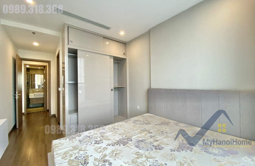 Căn hộ full nội thất Vinhomes Symphony cho thuê 2PN 2WC 9
