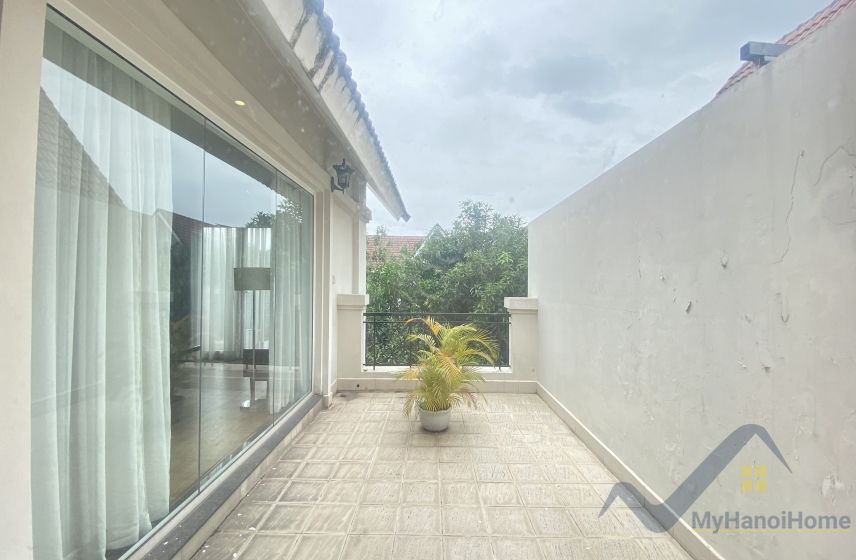 Cần thuê biệt thự Hoa Sữa Vinhomes Riverside gần sân Golf 16