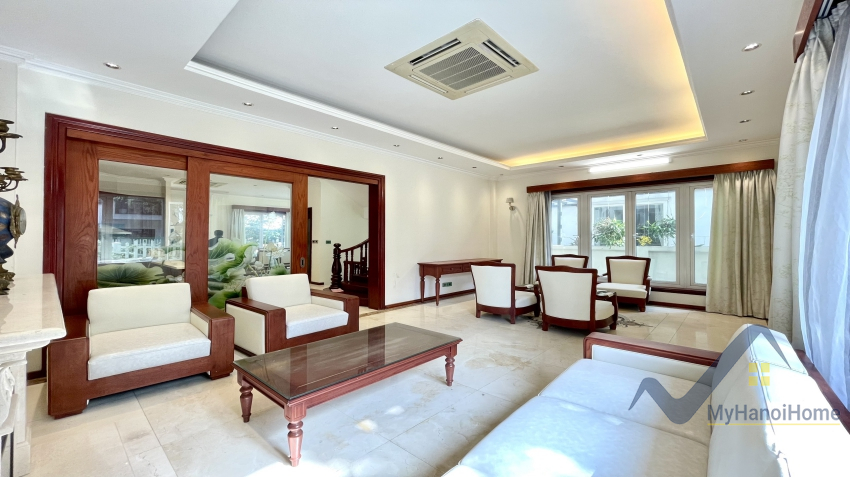 Cần thuê biệt thự Vinhomes Riverside Long Biên, 4PN full nội thất 3