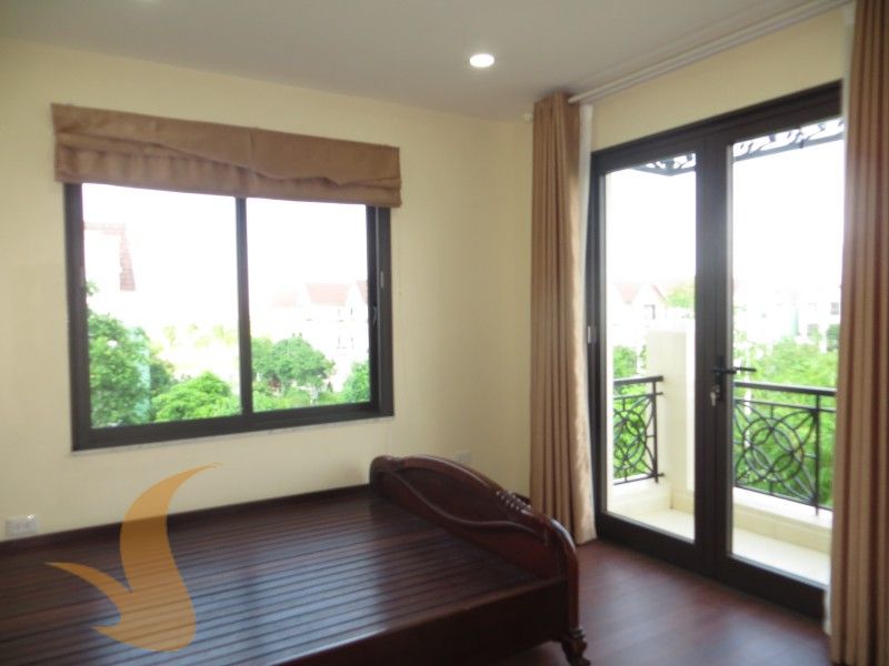 Chính chủ bán biệt thự Hoa Lan Vinhomes Riverside căn góc 10