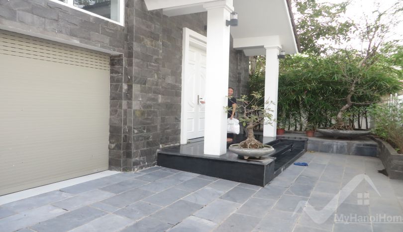 Chính chủ bán nhà Anh Đào Vinhomes Riverside đã sửa chữa 1