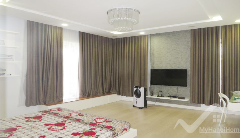 Chính chủ bán nhà Anh Đào Vinhomes Riverside đã sửa chữa 14