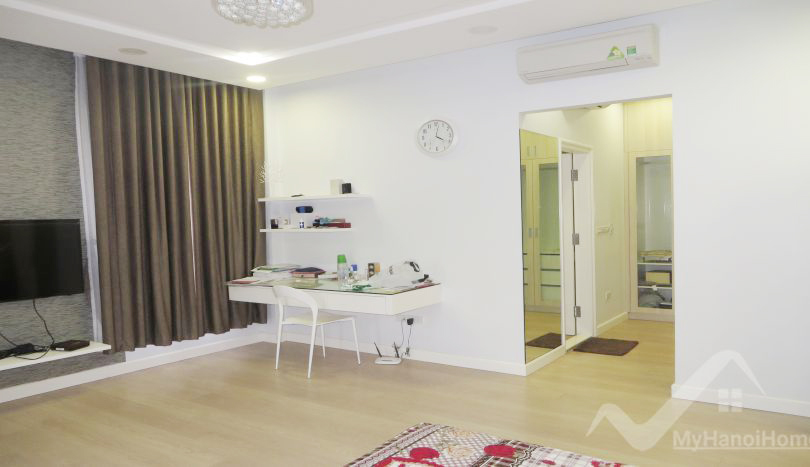 Chính chủ bán nhà Anh Đào Vinhomes Riverside đã sửa chữa 15