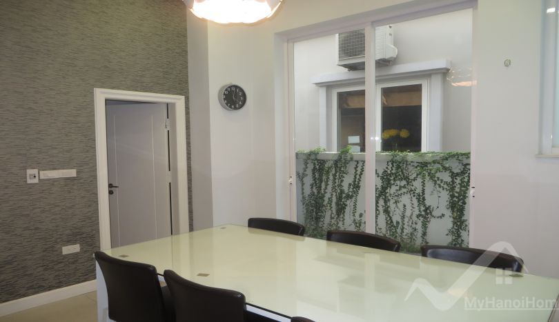 Chính chủ bán nhà Anh Đào Vinhomes Riverside đã sửa chữa 7