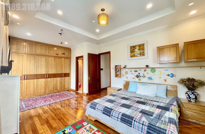 Chính chủ cho thuê biệt thự Vinhome Riverside gần BIS full 14