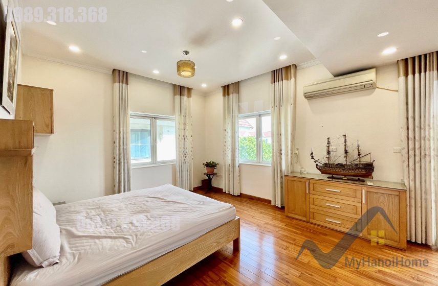 Chính chủ cho thuê biệt thự Vinhome Riverside gần BIS full 17