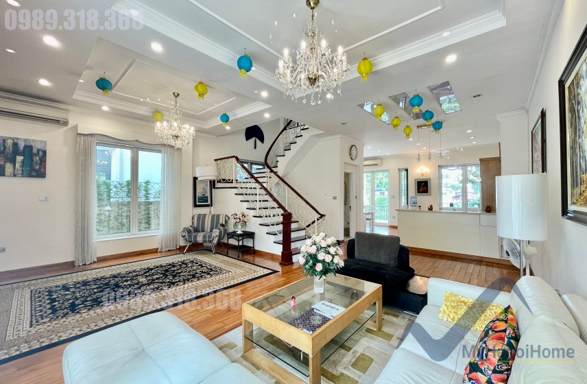 Chính chủ cho thuê biệt thự Vinhome Riverside gần BIS full 4