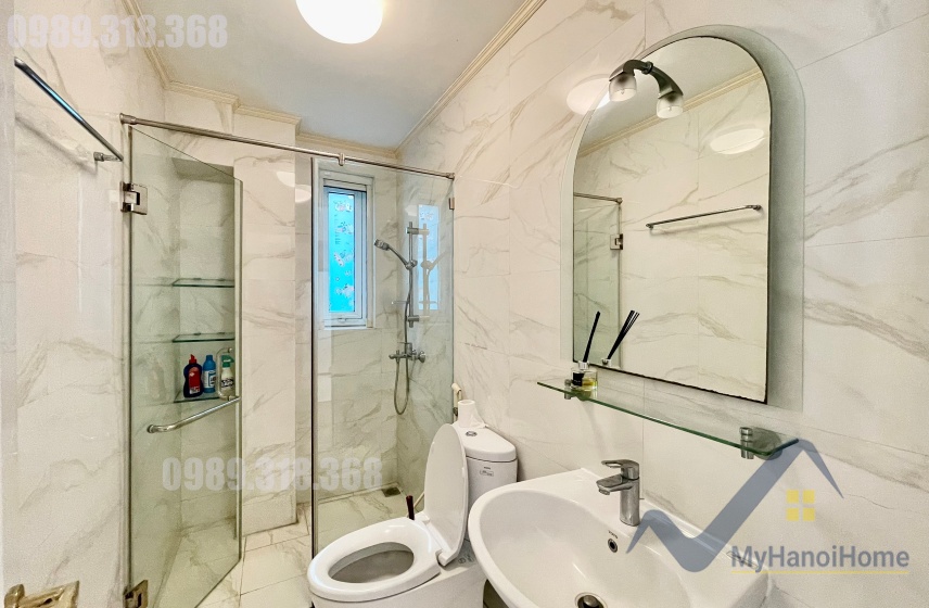 Chính chủ cho thuê biệt thự Vinhome Riverside gần BIS full 8