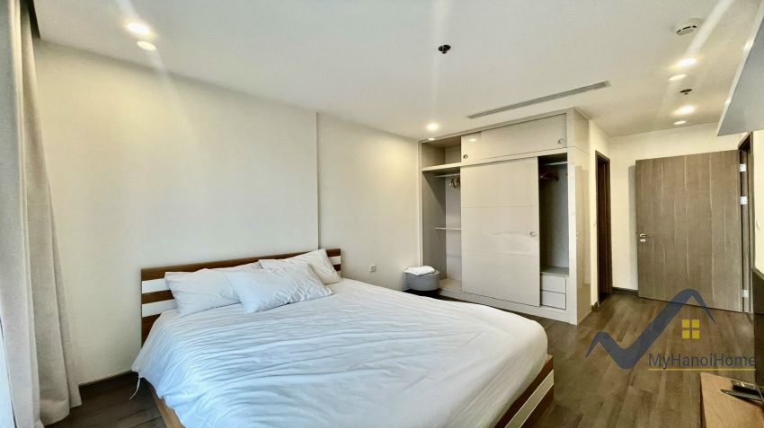 Cho thuê 2PN 2WC căn hộ Vinhomes Symphony full đồ 11