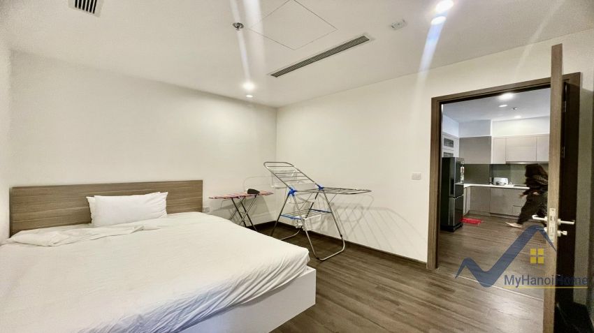 Cho thuê 2PN 2WC căn hộ Vinhomes Symphony full đồ 7