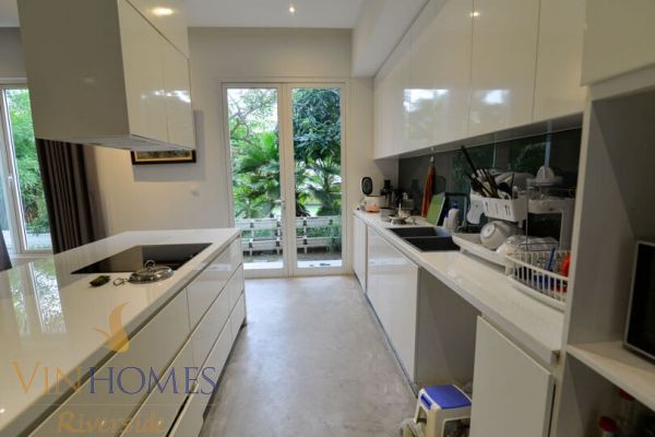 Cho thuê biệt thự Bằng Lăng Vinhomes Riverside đủ đồ 4PN 3