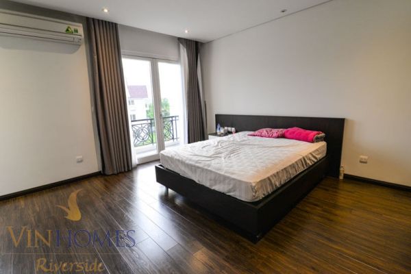 Cho thuê biệt thự Bằng Lăng Vinhomes Riverside đủ đồ 4PN 8