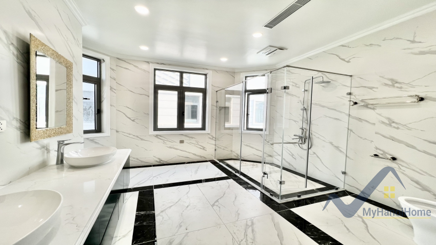 Cho thuê biệt thự đơn lập Vinhomes Harmony gần Vinschool 14