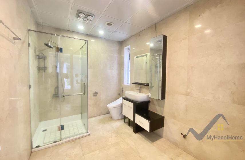 Cho thuê biệt thự đơn lập Vinhomes Riverside có tầng hầm 8