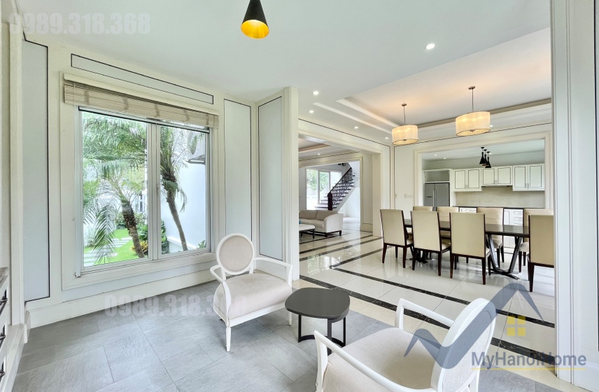 Cho thuê biệt thự đơn lập Vinhomes Riverside sân vườn rộng 3PN 6