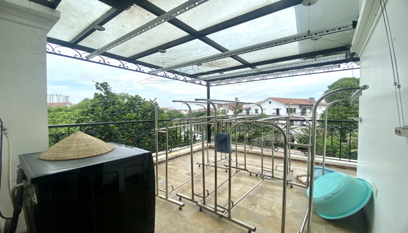Cho thuê biệt thự đơn lập Vinhomes Riverside vị trí gần trường BIS 29