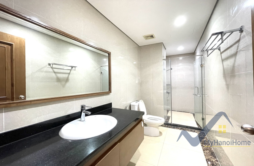 Cho thuê biệt thự đơn lập Vinhomes Riverside vườn rộng đủ đồ 18