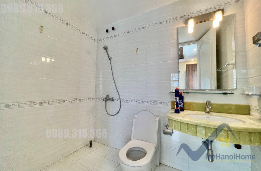 Cho thuê biệt thự Hoa Sữa Vinhomes Riverside 4PN đủ đồ 15