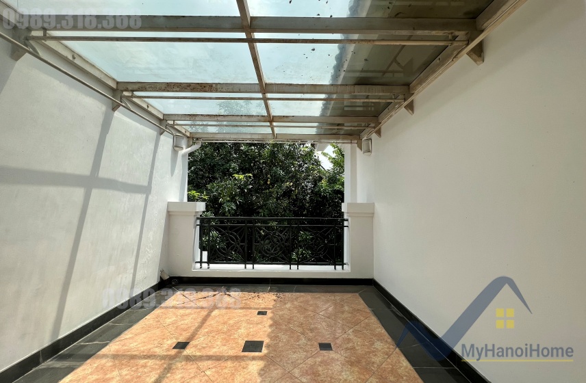 Cho thuê biệt thự Hoa Sữa Vinhomes Riverside 4PN đủ đồ 24
