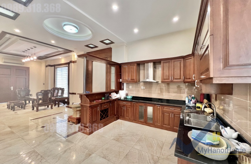 Cho thuê biệt thự Hoa Sữa Vinhomes Riverside 4PN đủ đồ 4