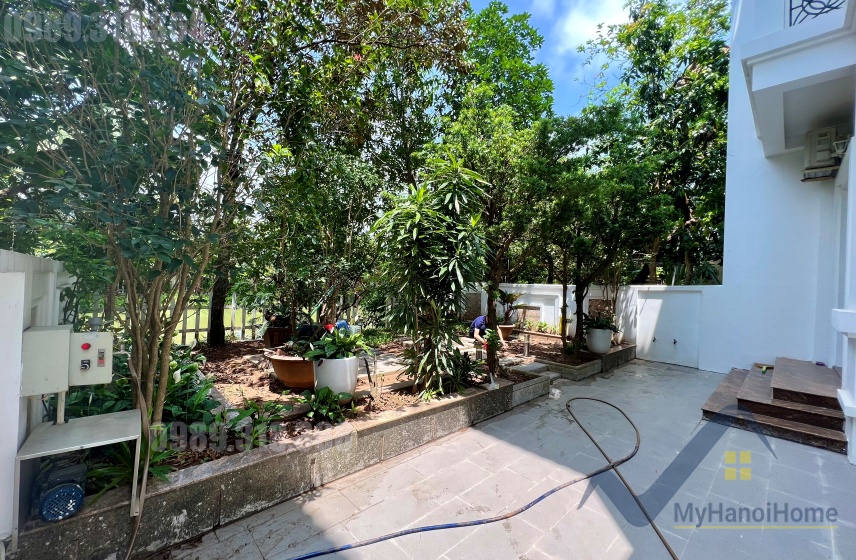 Cho thuê biệt thự Hoa Sữa Vinhomes Riverside 4PN đủ đồ 6
