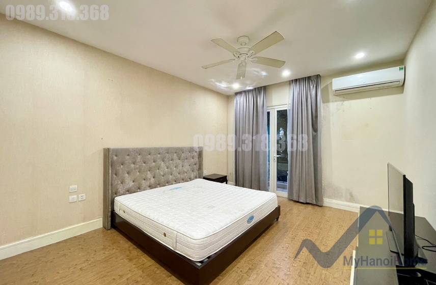 Cho thuê biệt thự Hoa Sữa Vinhomes Riverside căn song lập 12