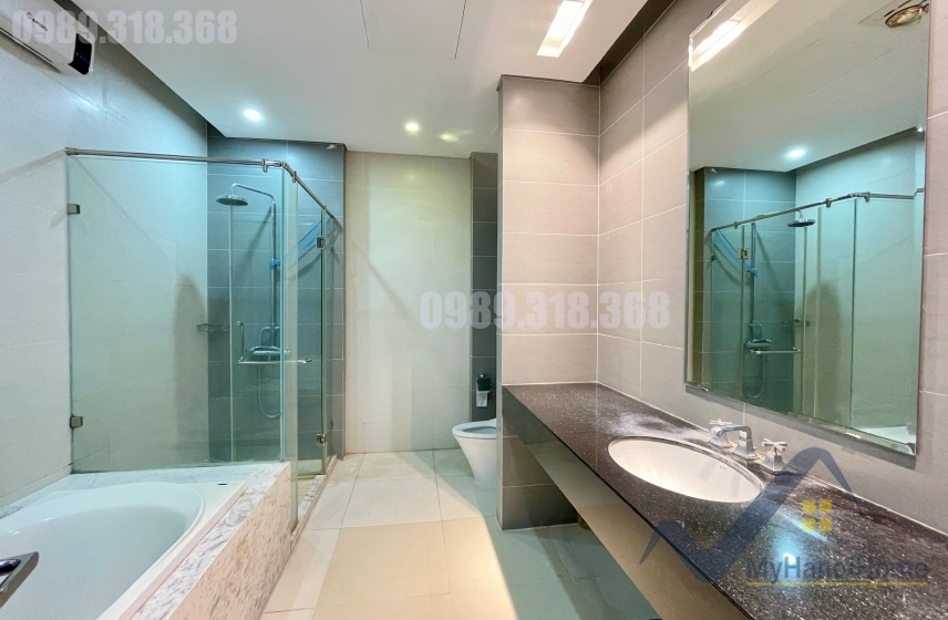 Cho thuê biệt thự Hoa Sữa Vinhomes Riverside căn song lập 15