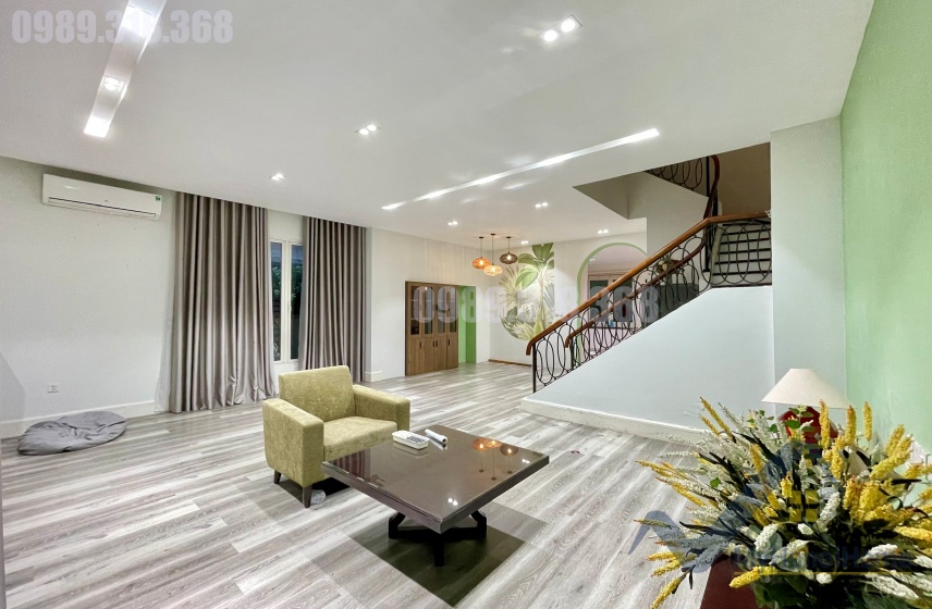 Cho thuê biệt thự Hoa Sữa Vinhomes Riverside căn song lập 2