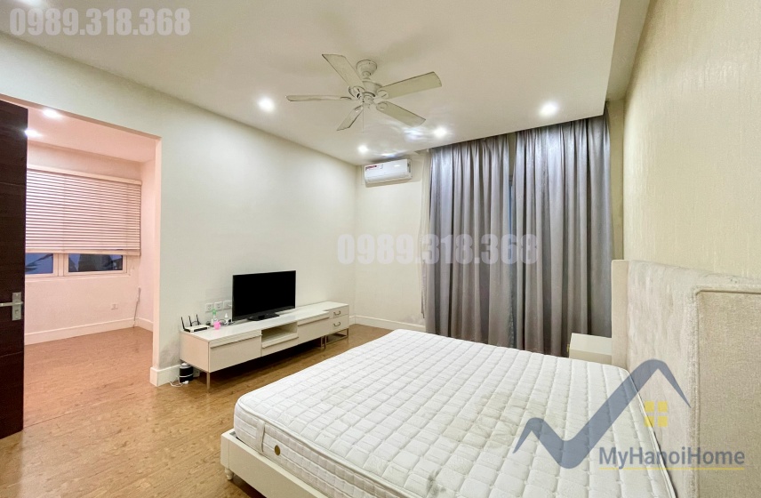Cho thuê biệt thự Hoa Sữa Vinhomes Riverside căn song lập 9