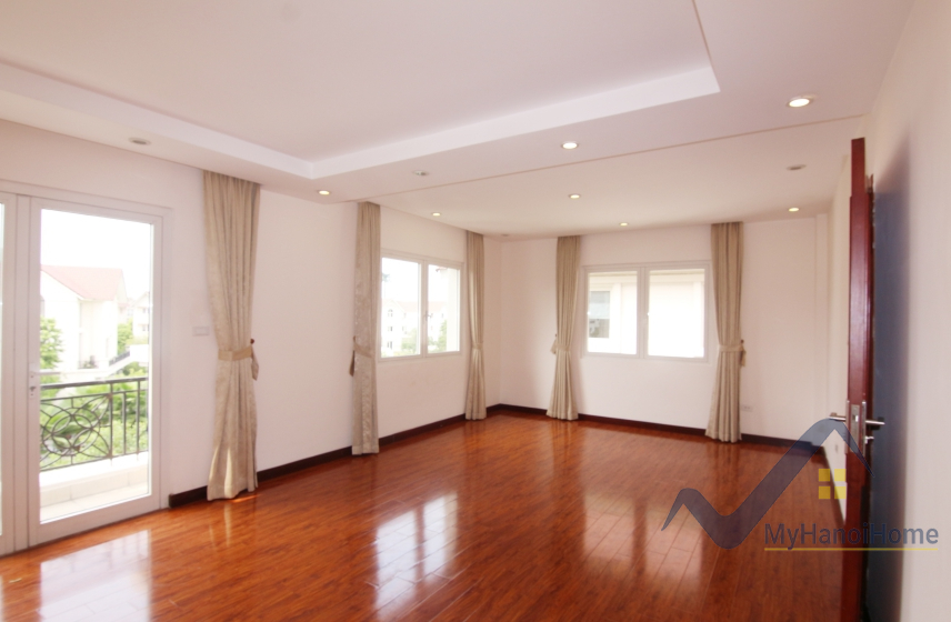 Cho thuê biệt thự Hoa Sữa Vinhomes Riverside đã hoàn thiện 16
