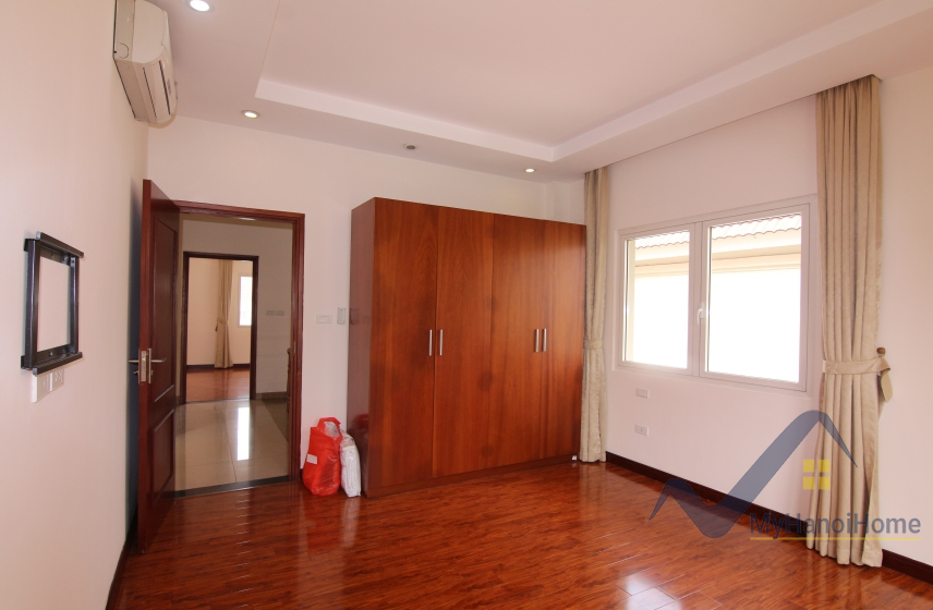 Cho thuê biệt thự Hoa Sữa Vinhomes Riverside đã hoàn thiện 19