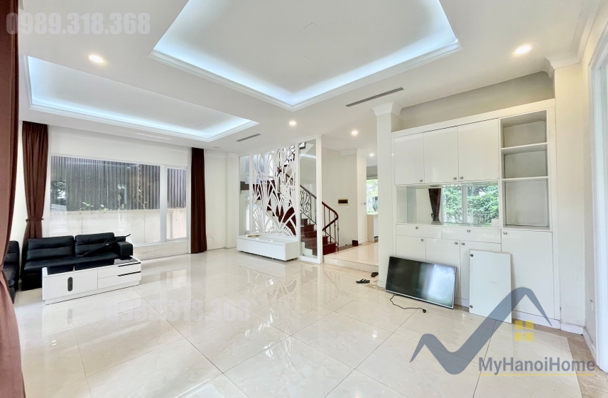 Cho thuê biệt thự Hoa Sữa Vinhomes Riverside full nội thất 1