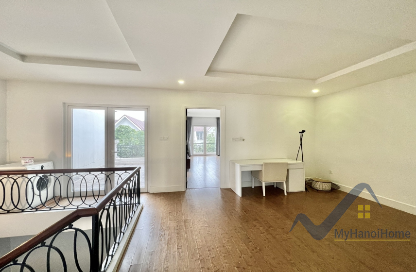Cho thuê biệt thự Hoa Sữa Vinhomes Riverside, gần BIS, đủ đồ 19