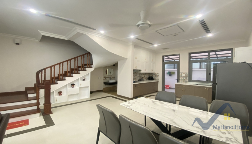Cho thuê biệt thự liền kề Vinhomes Harmony full đồ thang máy 6