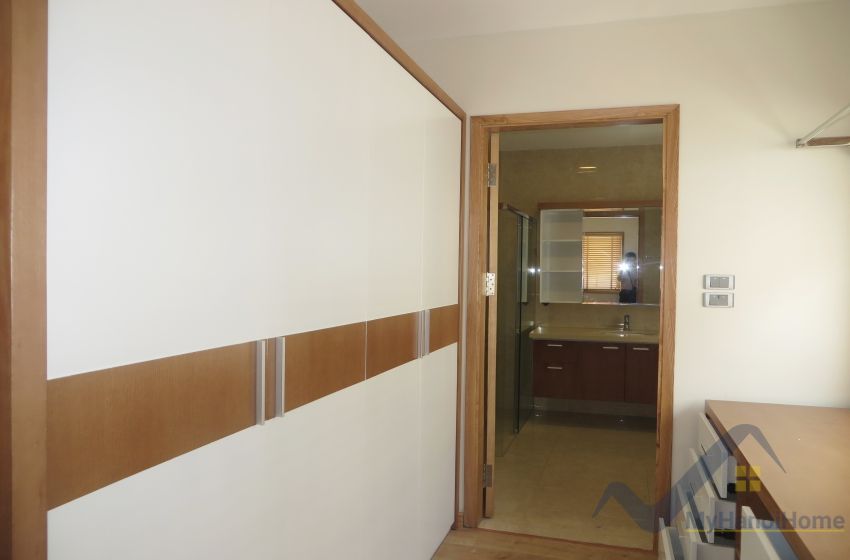 Cho thuê biệt thự song lập Vinhome Riverside không sông 17