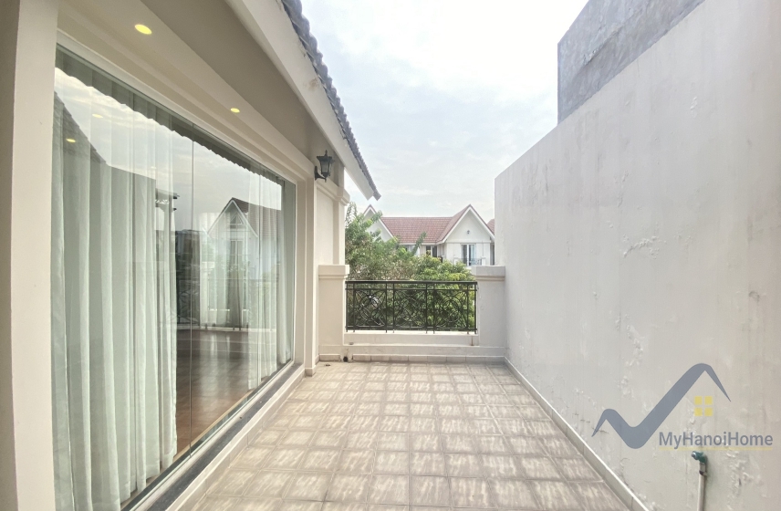 Cho thuê biệt thự song lập Vinhome Riverside, sân vườn full đồ 19