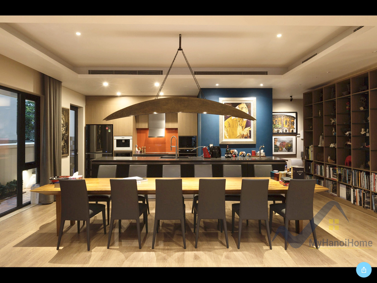 Cho thuê biệt thự song lập Vinhomes Riverside, 5 phòng ngủ full nội thất 5
