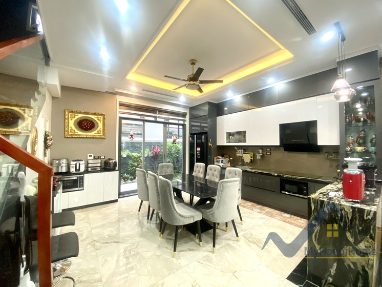 Cho thuê biệt thự Vinhomes Harmony căn liền kề đủ đồ 2